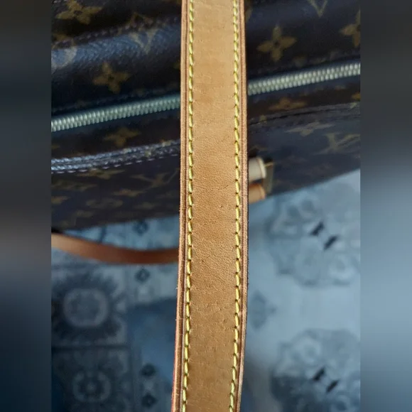 Louis Vuitton Monogram Luco Tote - Picture 15 of 16